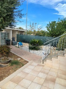 Villa unifamiliare via Modugno, Bitritto