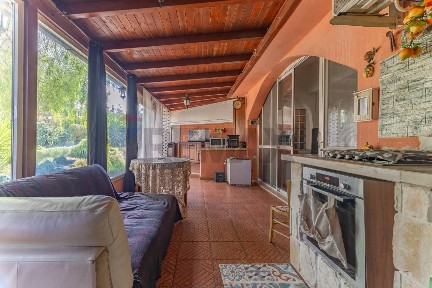 Villa unifamiliare Contrada Lagogemolo 46, Borgo Incoronata Lagogemolo, Cassano delle Murge