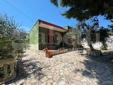 Villa unifamiliare Ii Trav via Capitaneo, Santo Spirito, Bari