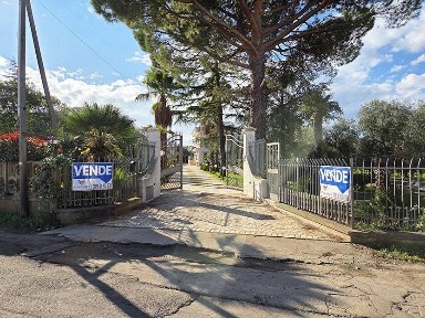 Villa unifamiliare Strada Comunale Camarelle, Terlizzi