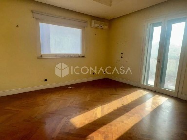 Villa unifamiliare via Nazionale, 8, Palese, Bari