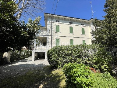 Mansarda via Linati, Centro Storico, Parma
