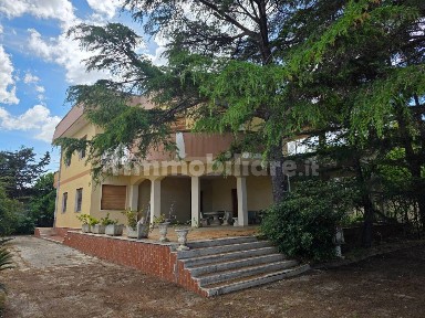 Villa bifamiliare Strada Statale Adriatica, Giovinazzo