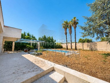 Villa unifamiliare Contrada San Giovanni, Sannicandro di Bari