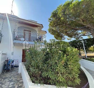 Villa bifamiliare Strada Statale 16 Adriatica, Cozze, Mola di Bari