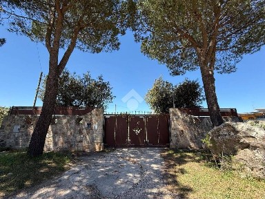 Villa plurifamiliare, buono stato, 360 m², Santeramo in Colle