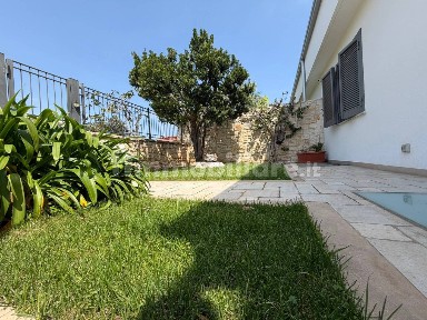 Bari, Santo Spirito, Via Napoli