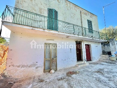 Monopoli, Contrada Santa Teresa, 39
