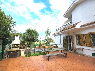 Villa bifamiliare, ottimo stato, 60 m², Borgo Parco La Vecchia, Cassano delle Murge