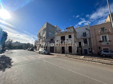 Villa unifamiliare via Bari 13, Bitetto