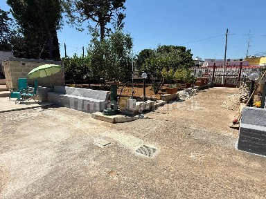 Villa unifamiliare via Rutigliano 66, Mola di Bari