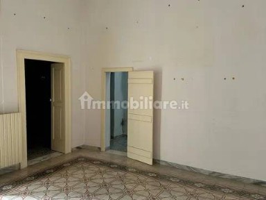 Villa unifamiliare viale Giacomo Matteotti, 126, Centro, Mola di Bari