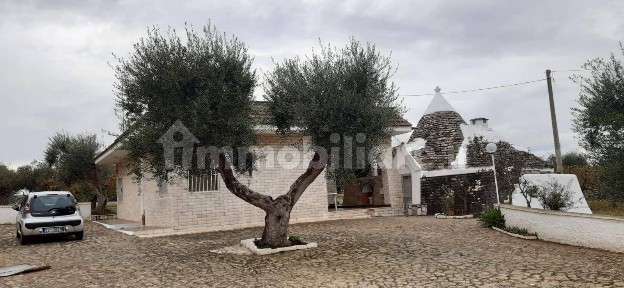 Putignano, Strada Comunale La Cupa, 1