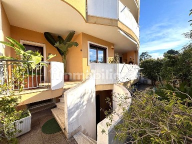 Villa bifamiliare via Giorgio La Pira 21, Turi