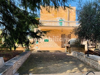 Villa unifamiliare Strada Provinciale Mola di Bari-Rutigliano 81, Mola di Bari