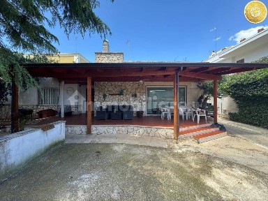 Bari, Santo Spirito, Via Savona