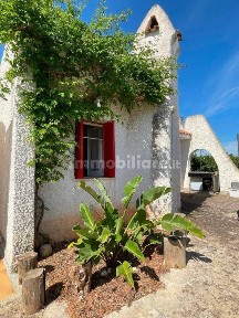 Villa unifamiliare Strada Statale 16 Adriatica 107A, Cozze, Mola di Bari