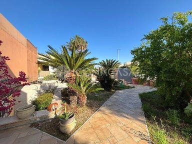 Villa unifamiliare Strada Comunale Incoronata, Noicattaro