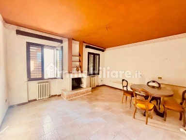 Villa unifamiliare via Gabriele D'Annunzio, Acquaviva delle Fonti