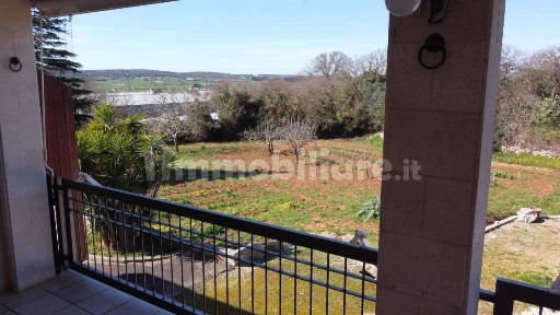 Villa bifamiliare Strada Provinciale Gioia del Colle-Putignano, Putignano