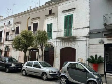 Villa unifamiliare viale Giacomo Matteotti, 126, Centro, Mola di Bari