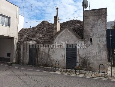 Alberobello, Piazza Xxvii Maggio