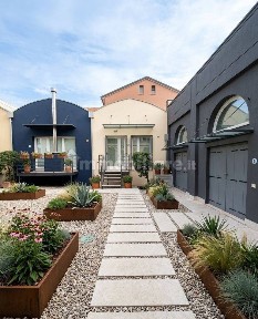 Padova, Piazza Mazzini - Ospedale Militare, Via Suor Elisabetta Vendramini