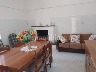 Villa unifamiliare Strada Vicinale Don Modesto Sermanzano, Noci