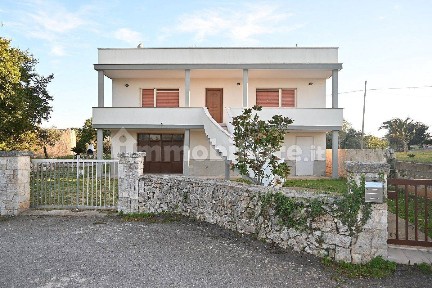 Alberobello, Via Mottola, 6