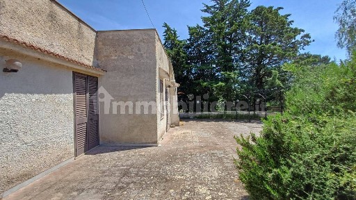 Villa unifamiliare Contrada Ponte Interrotto 10, Trepile, Conversano