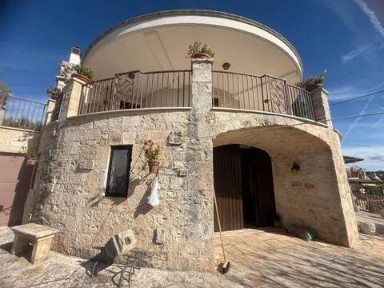Villa unifamiliare Contrada Laureto, 162, Locorotondo