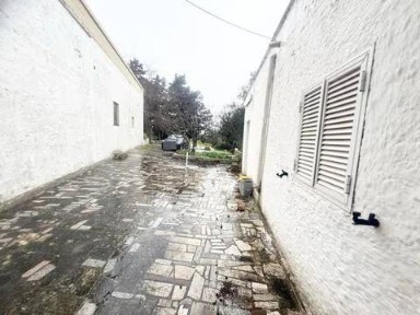 Villa unifamiliare viale Bosco Talinaro No Number, Locorotondo
