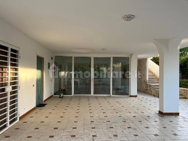 Villa bifamiliare Strada Detta della Marina traversa 1, San Giorgio, Bari
