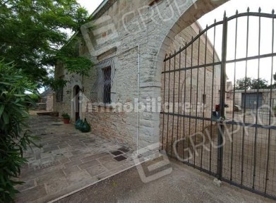 Ruvo di Puglia, Strada Vicinale Calendano