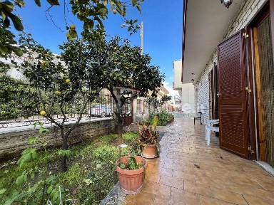 Binetto, Via Tenente Carlo Surdi, 4