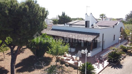 Villa bifamiliare, ottimo stato, 214 m², Polignano a Mare