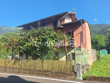 Rustico via Piantuzze 9, Centro, Polcenigo