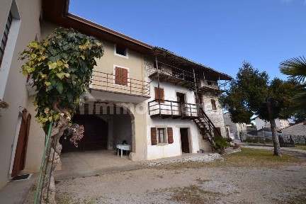 Rustico via Ceros 2A, Aviano Castello, Aviano