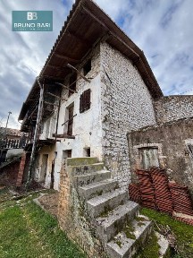 Rustico via Giuseppe Garibaldi 19, Aviano Castello, Aviano