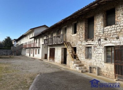 Fontanafredda, Via Crosetta