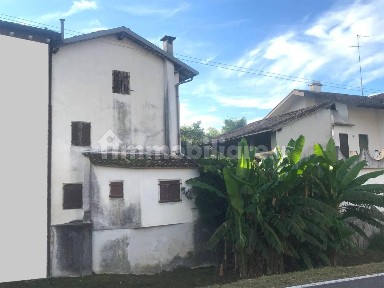Rustico 216 m², Centro, Caneva