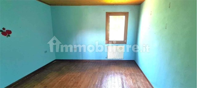 Rustico, da ristrutturare, 150 m², Aviano