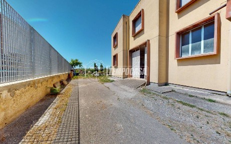 Capannone in Vendita