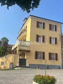 Pino d'Asti, via Maestra, 43