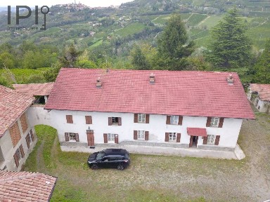 Rustico frazione palareta, Rocchetta Palafea