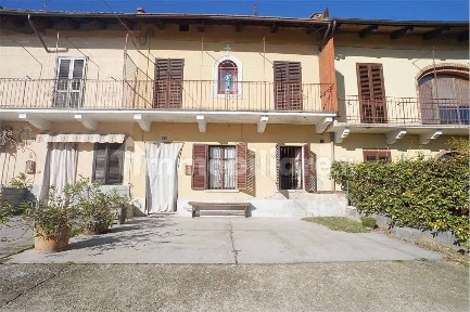 Rustico via Morlenghetto, 22, Moncucco Torinese