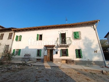 Casale via Biletta 26, Penango