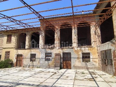 Casale via Giuseppe Garibaldi 18, Centro, Penango