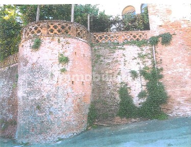 Incisa Scapaccino, Via Umberto I, 1