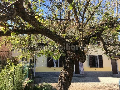 Rustico regione Valdivaglio, Incisa Scapaccino